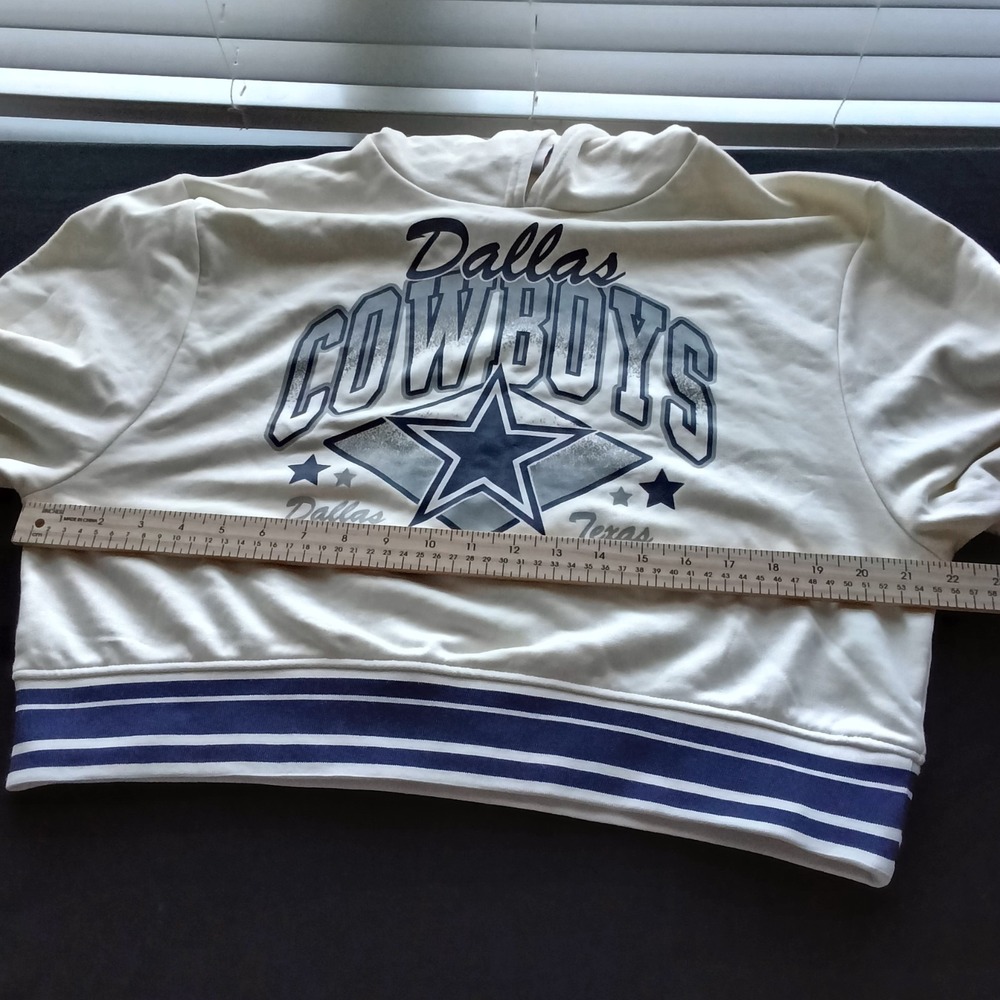 NWT Champion Dallas Cowboys Hoodie Cream Navy Official NFL Team Apparel Size M - Picture 2 of 8